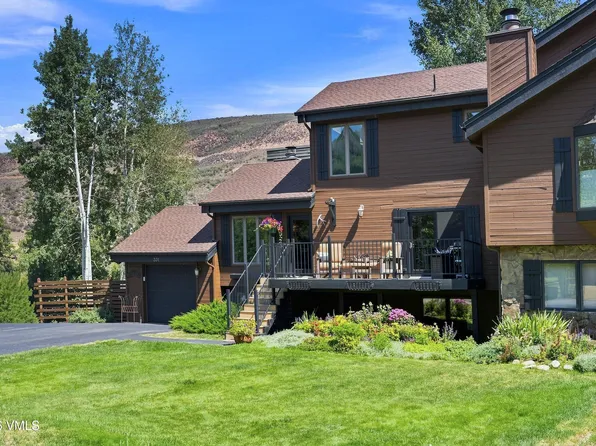 331 Larkspur Ln #B, Avon, CO 81620