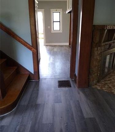 3rd image of 425 N 16th St