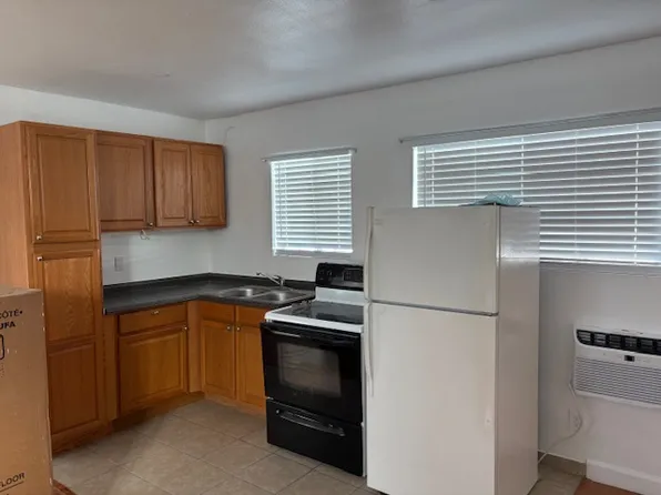 (undisclosed Address), Reseda, CA 91335