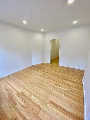 Rented by Douglas Elliman | media 20