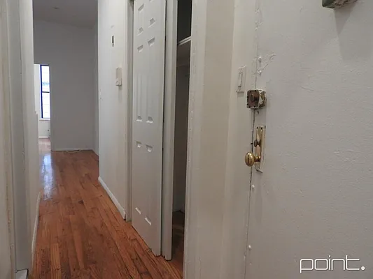 Rented by Point NYC | media 43