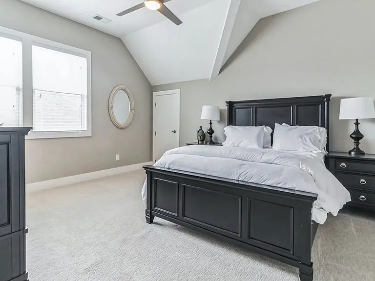 419 Scott Ave — Photo 6