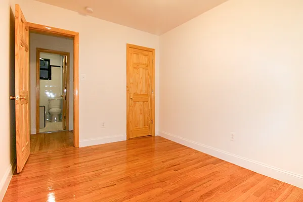 Rented by Horowitz Real Estate | media 28