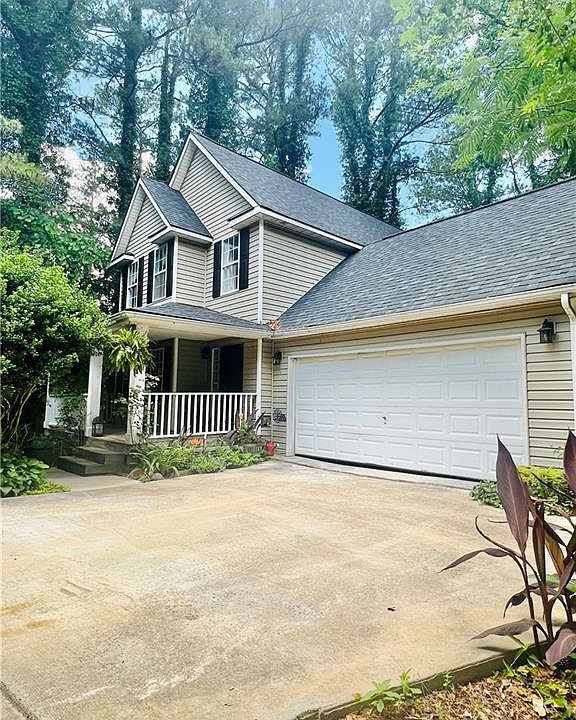 1st image of 290 Melanie Way