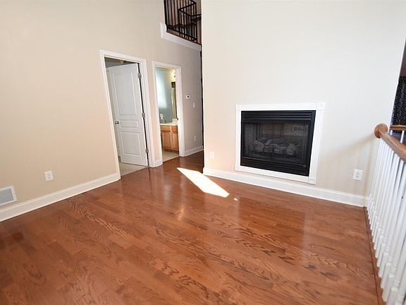 5th image of 3341 Bay Springs Park