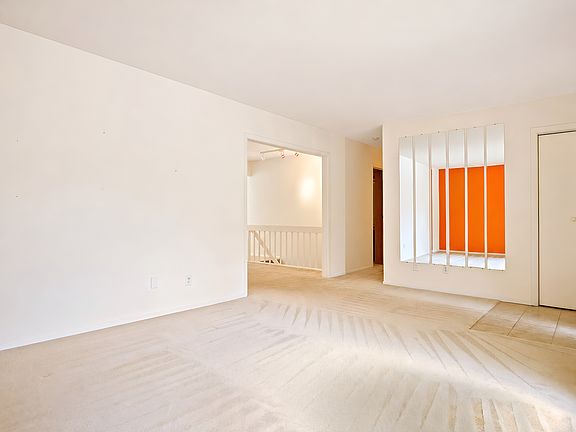 4th image of 1132 Millburn Ct
