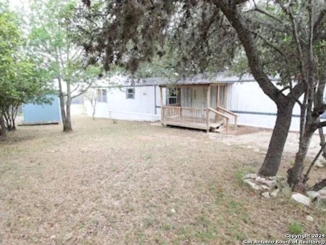 3 bed, 2.0 bath, 1100 sqft, $1,025 — Photo 3