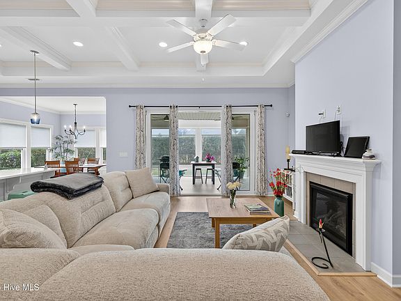 3rd image of 4069 Druids Glen Drive