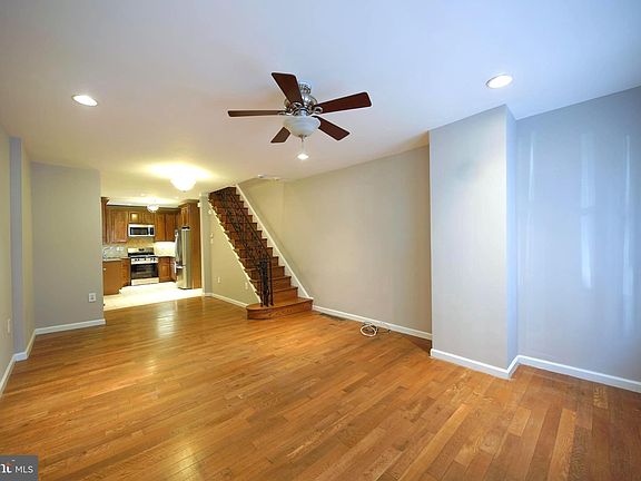4th image of 1034 S Dorrance St