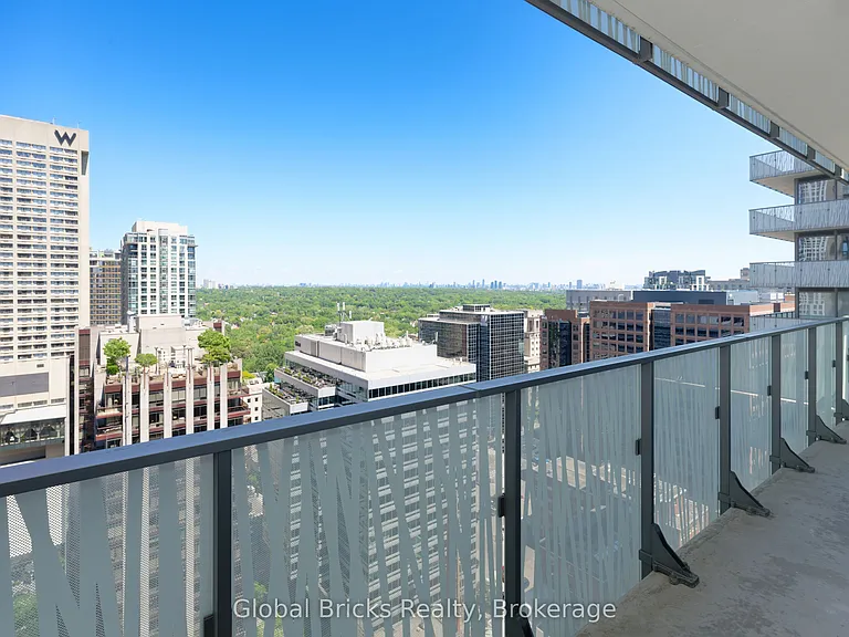42 Charles St E #2509 — Photo 21
