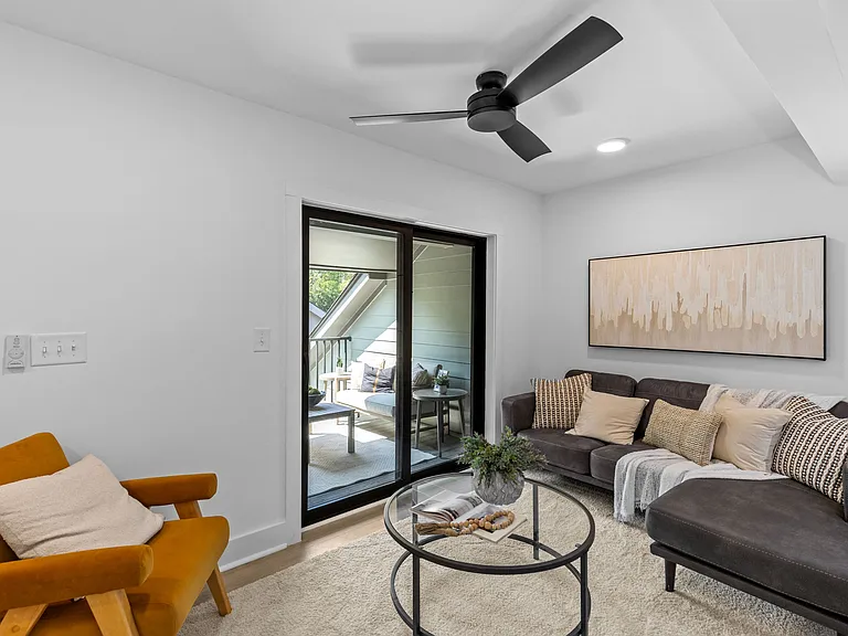 The Collection at North Davidson Townhomes for Rent in NoDa — Photo 89