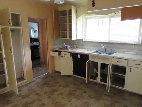5th image of 25 Elmview Ct