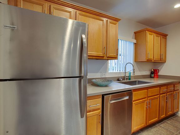 5th image of 5433 Abbott Pl #12
