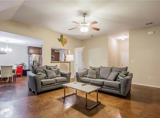 213 Woodland Blvd, Woodlands, TX 76705