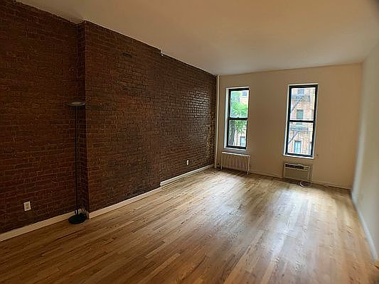 2nd image of 328 E 94th St #3282A