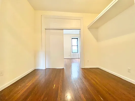 Rented by Oxford Property Group | media 7