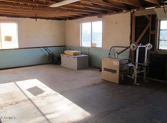 5th image of 1221 S Belmont Ave