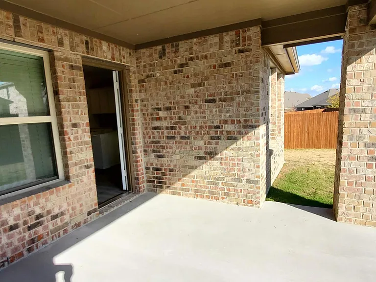 2107 Camellia St — Photo 20
