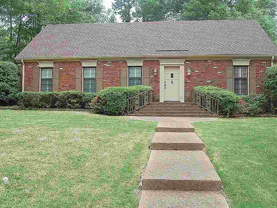 1st image of 8051 Farmington Blvd