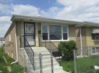 7504 W 64th St, Summit, IL 60501