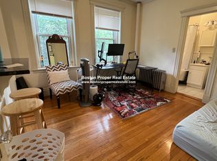 19 Queensberry St #303, Boston, MA 02215