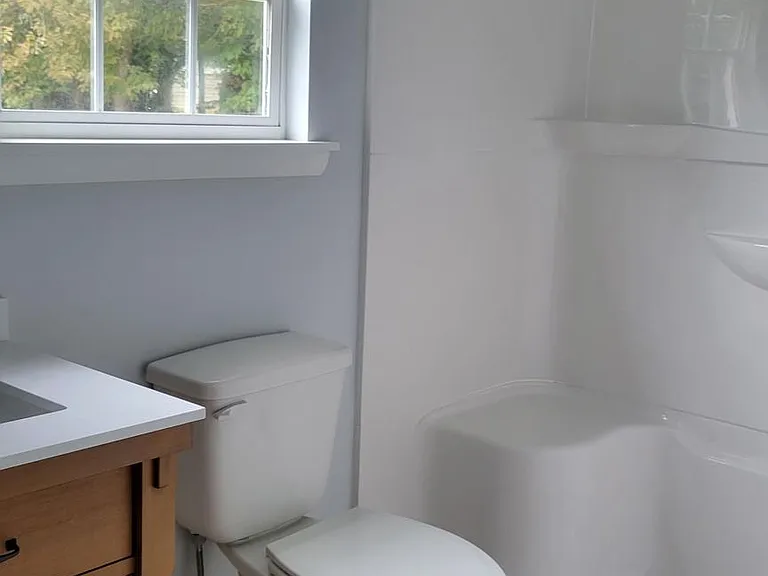 410 Spruce St — Photo 21