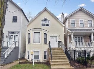 1941 W Wellington Ave, Chicago, IL 60657
