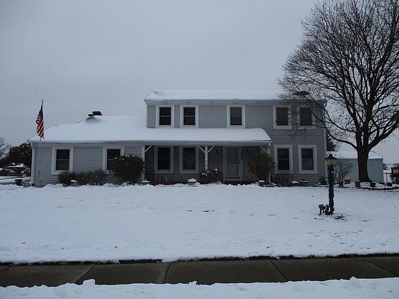 2nd image of 1905 Wilmont Dr SE