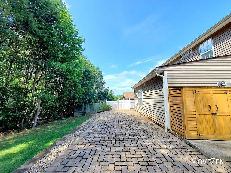 21 War Admiral Way — Photo 16