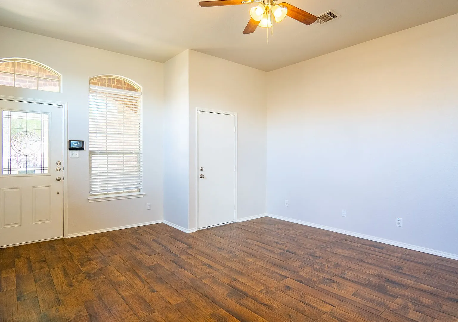 Beautiful Home in Twin Mills close to Bailey Boswell - Eagle Mountain ISD — Photo 4