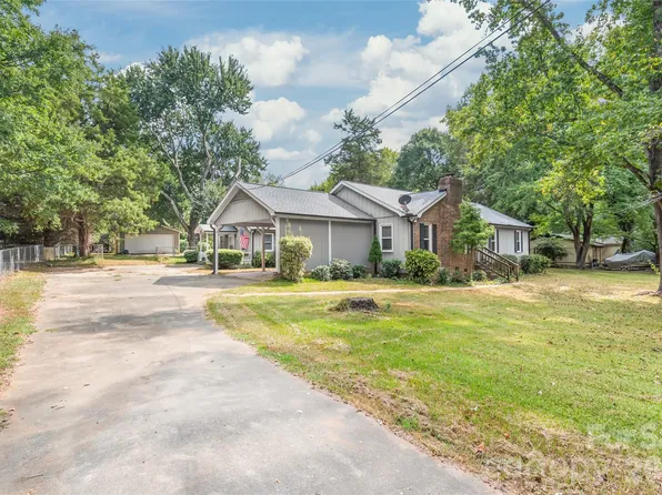 1011 Robin Ln, Rock Hill, SC 29730
