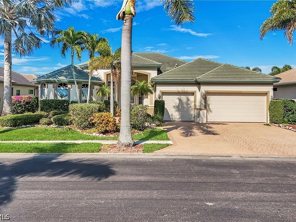 1st image of 15930 Catalpa Cove Dr