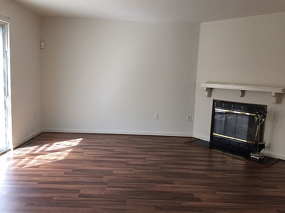 2nd image of 16314 Brook Trail Ct