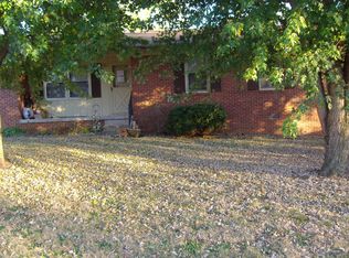 319 Teddy Ave, Morgantown, KY 42261