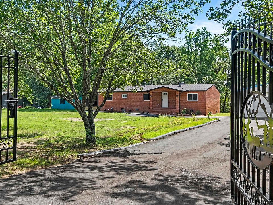 1st image of 18820 Honeysuckle Ln