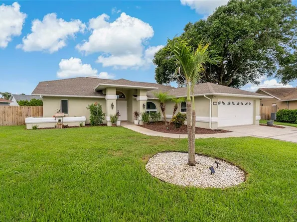 8850 March Ct, New Port Richey, FL 34655