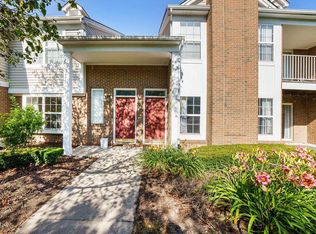 42735 Richmond Dr #40, Sterling Heights, MI 48313