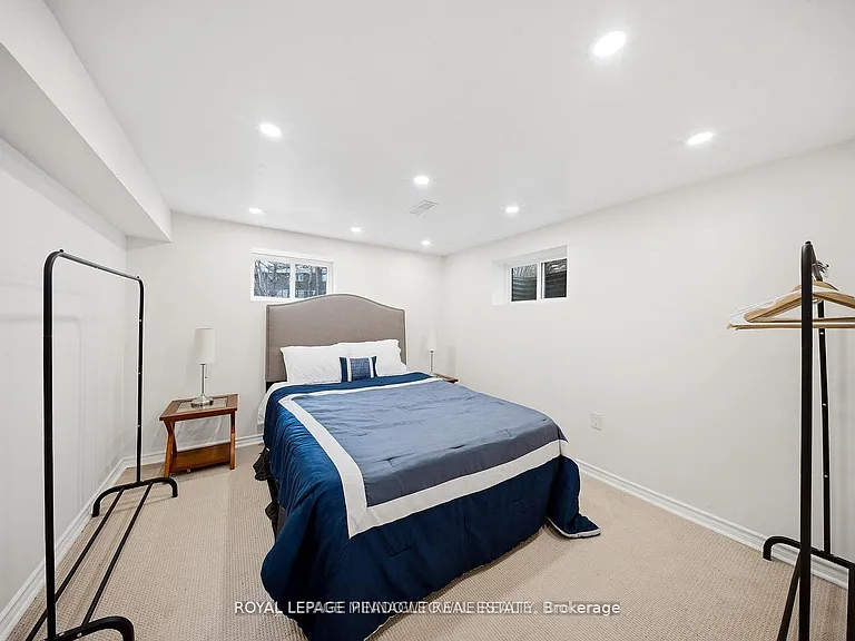 208 Glen Oak Dr — Photo 40