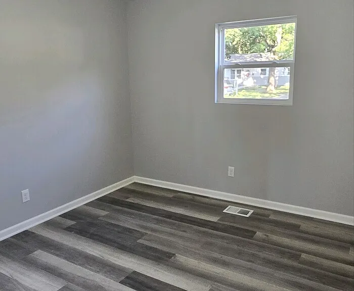 1118 Benton St — Photo 10