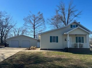 1129 W North St, Perryville, MO 63775
