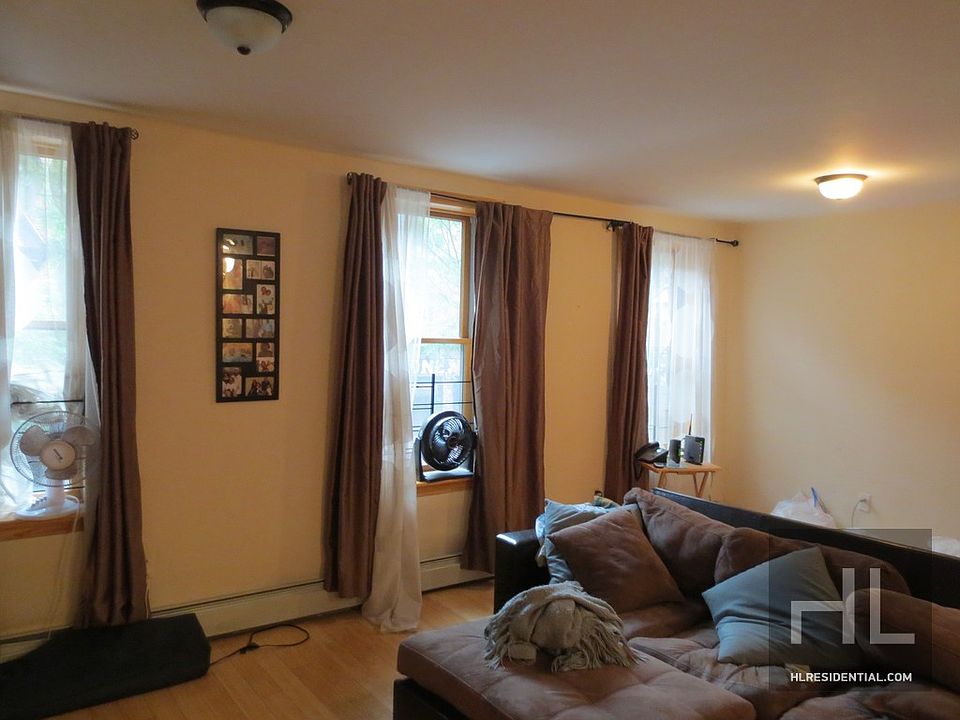 1st image of 147 Union St APT 1