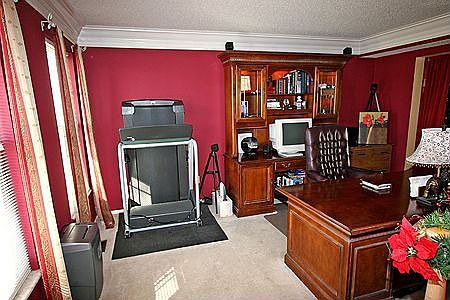 Large Office, Elegant Crown Molding