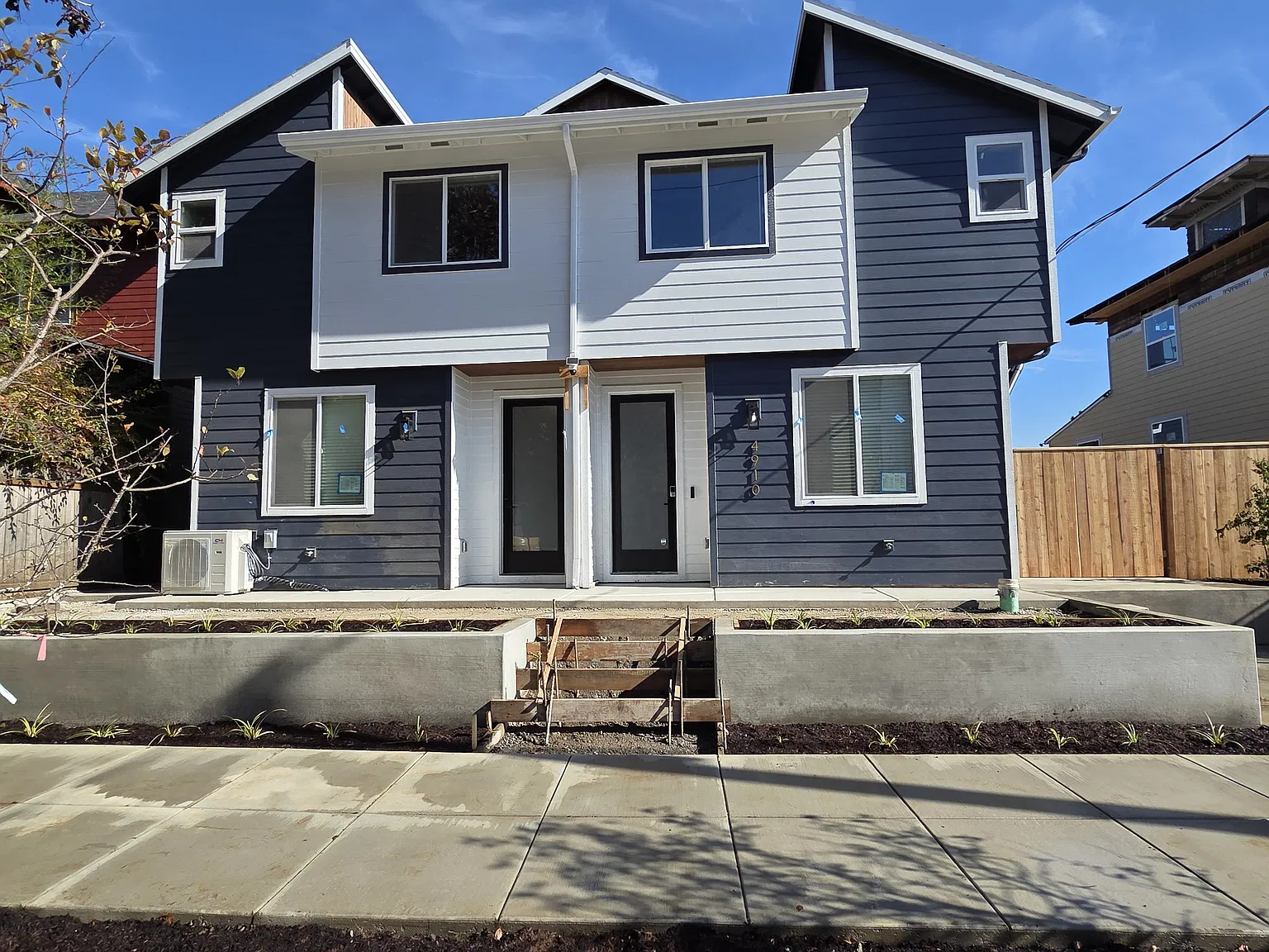 2 bed, 2.5 bath, 1050 sqft, $2,795 — Photo 1