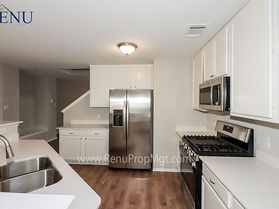 5th image of 21011 Emery Mills Ln