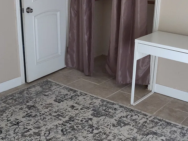 5851 Richmond Ave — Photo 15