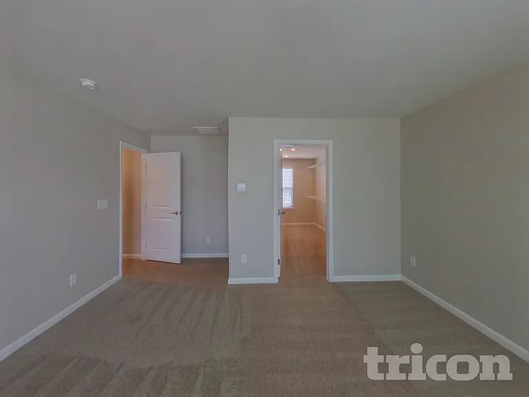 1302 Harkey Creek Dr — Photo 7