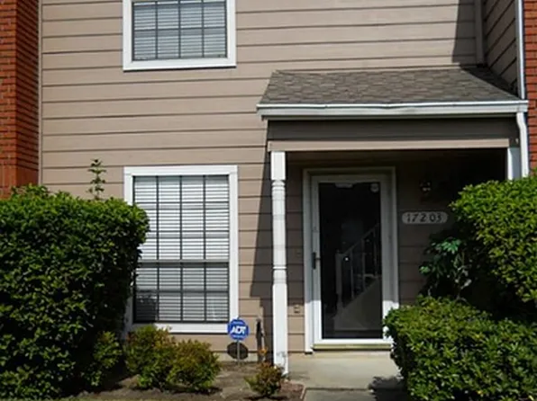 17203 Saturn Ln, Houston, TX 77058