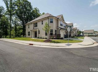 7802 Honeysuckle Bend Dr, Raleigh, NC 27616