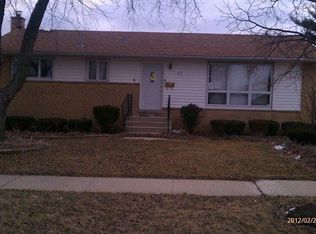 437 S Clarendon Ave, Addison, IL 60101
