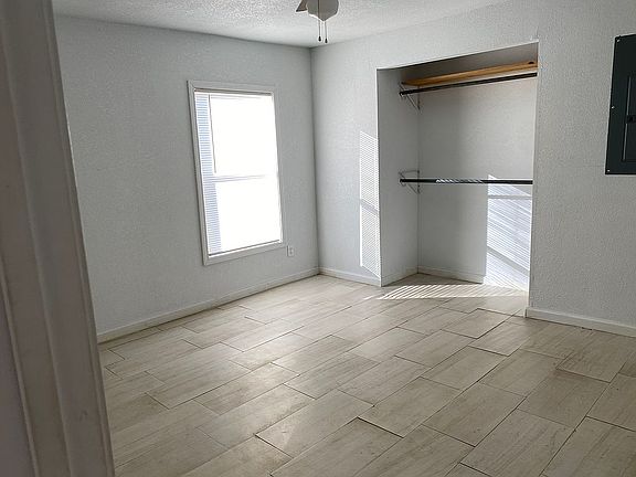 5th image of 5438 W 53rd St N